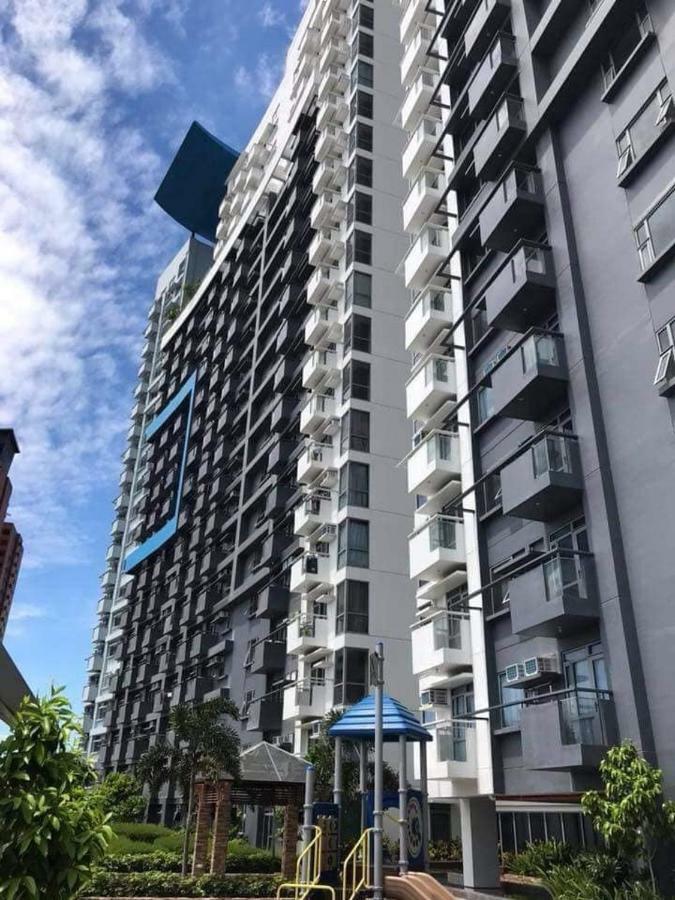 Cubao Manhattan Heights Unit 5A Tower C Cidade Quezon Exterior foto