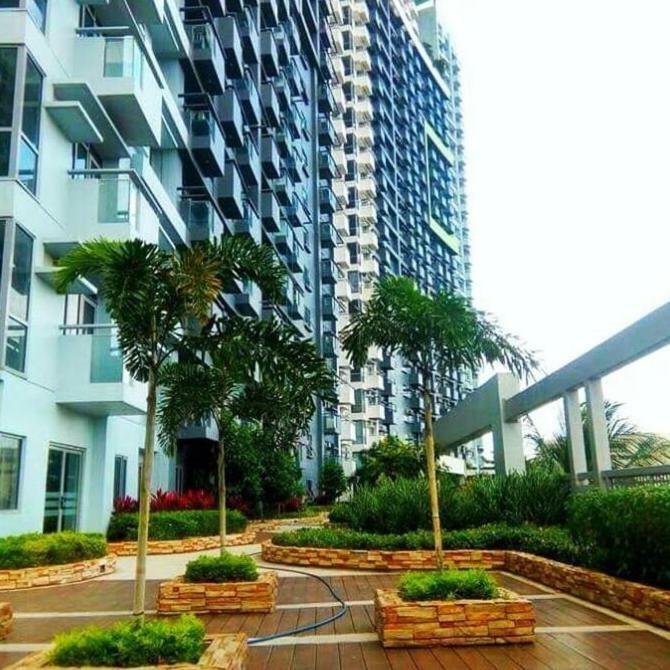 Cubao Manhattan Heights Unit 5A Tower C Cidade Quezon Exterior foto